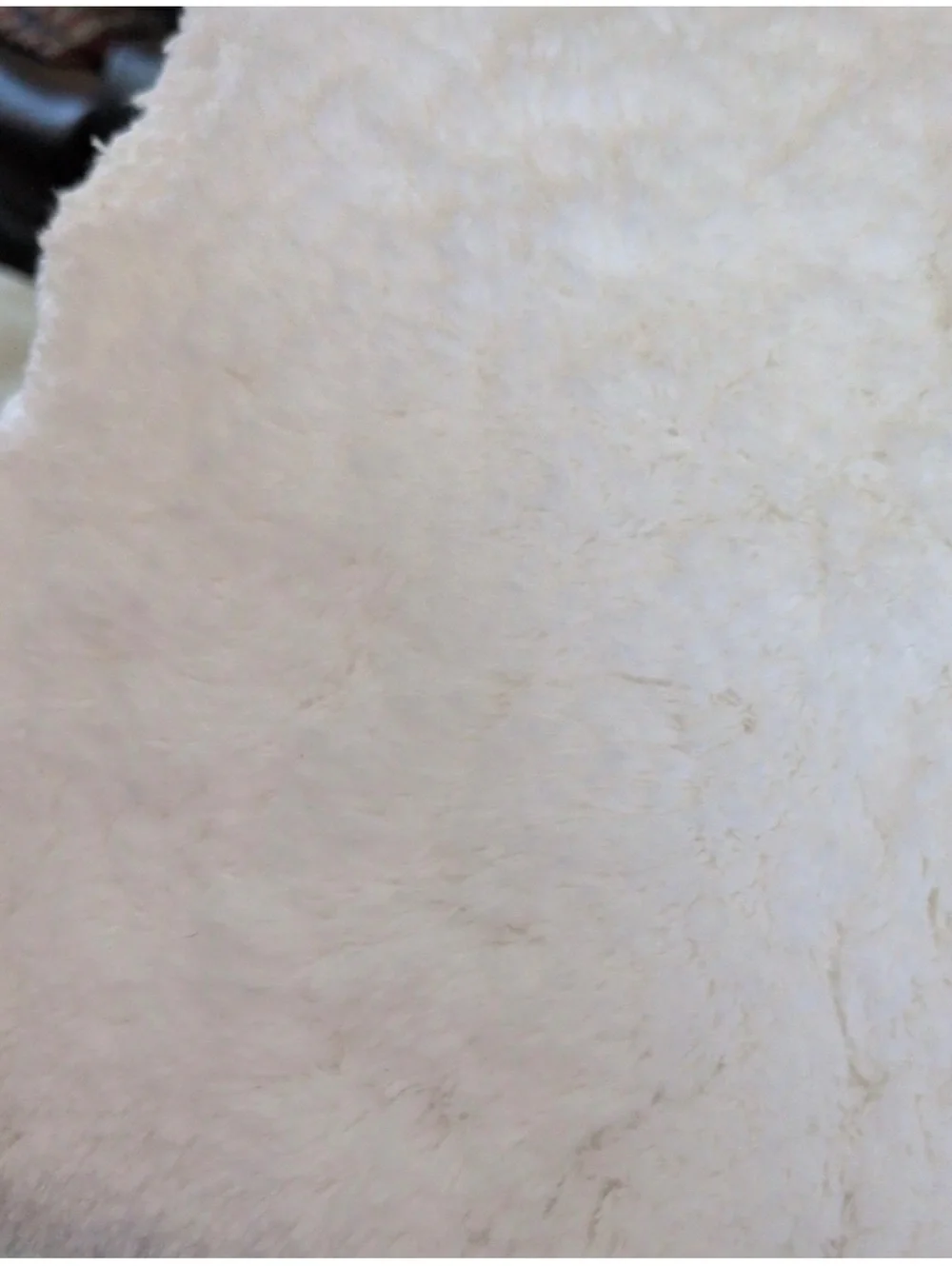 Kate Spade Fluffy Non-Slip White Bath Rug 17”x24”